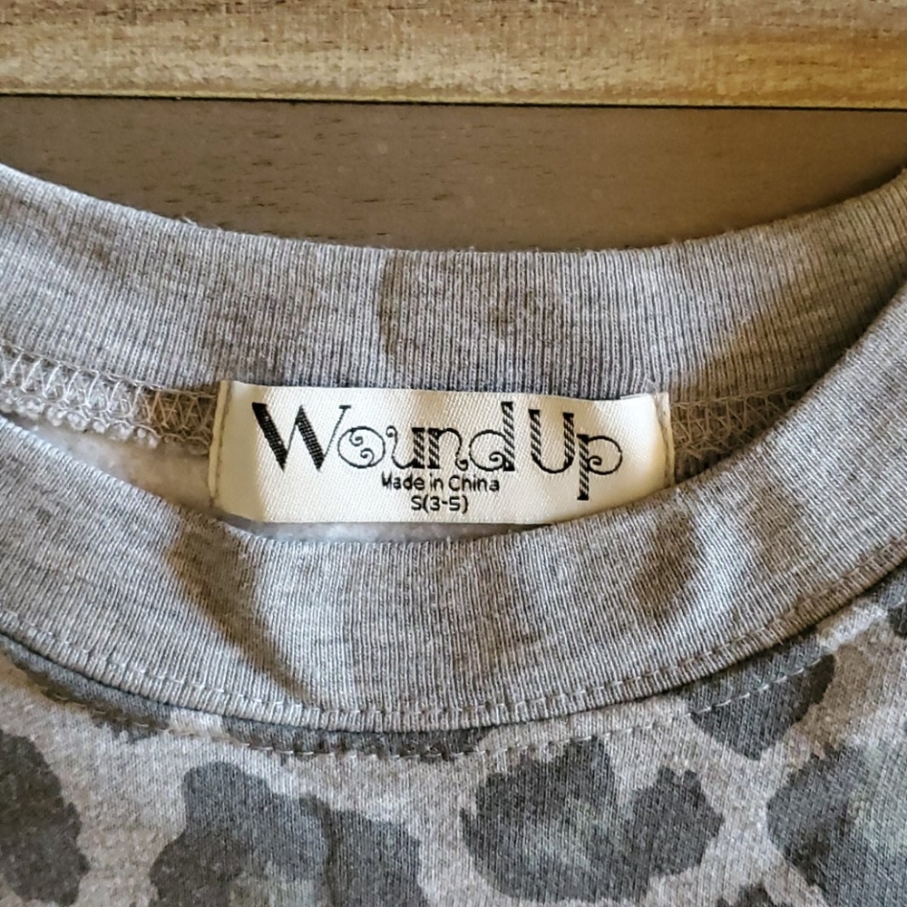 Sweatshirt - Picture 3 of 5